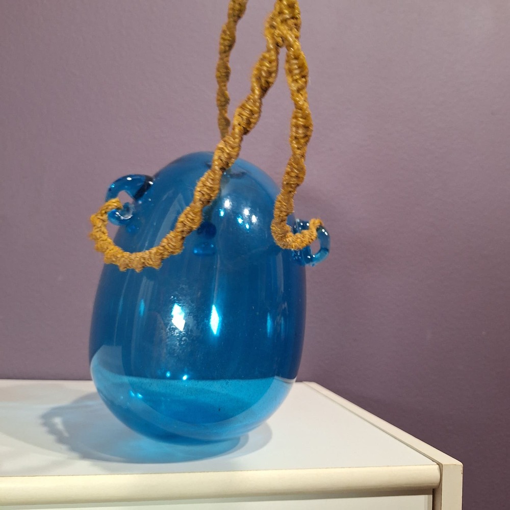 Vintage hanging hand blown thick cobalt blue glass vase - Picture 7 of 7